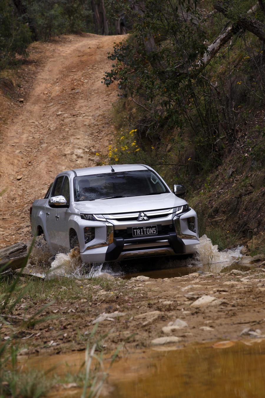  Mitsubishi Triton GLS Premium Club Cab 2019 года  (AU) (фото 22 из 38)